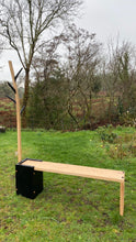 Load image into Gallery viewer, Mainc a daliwr cotiau / Bench and coat stand