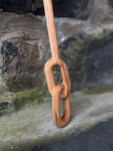 Load image into Gallery viewer, Llwyau Caru - Y Ddolen / Love Spoon - The Link
