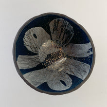 Load image into Gallery viewer, Powlen Mwsog #6 / Moss Bowl #6