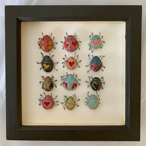 Rhesi o bryfaid cariad / Love bug line up