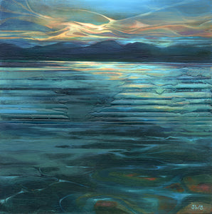 Nofio Nos Tra Bod Eryri Ynghwsg / Night Swimming Whilst Snowdonia Sleeps