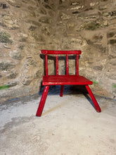 Load image into Gallery viewer, Cadair goch / Red chair
