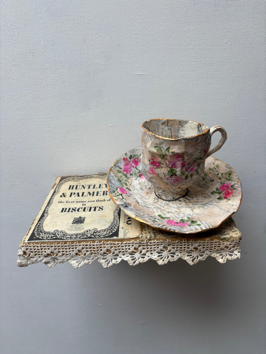 Huntley & Palmer – Oriel Plas Glyn y Weddw