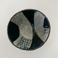Load image into Gallery viewer, Powlen Mwsog #8 / Moss Bowl #8
