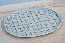 Load image into Gallery viewer, Yr hyn a gwymp, nid yw'n orffenedig: Plât / What Falls Is Not Finished: Plate
