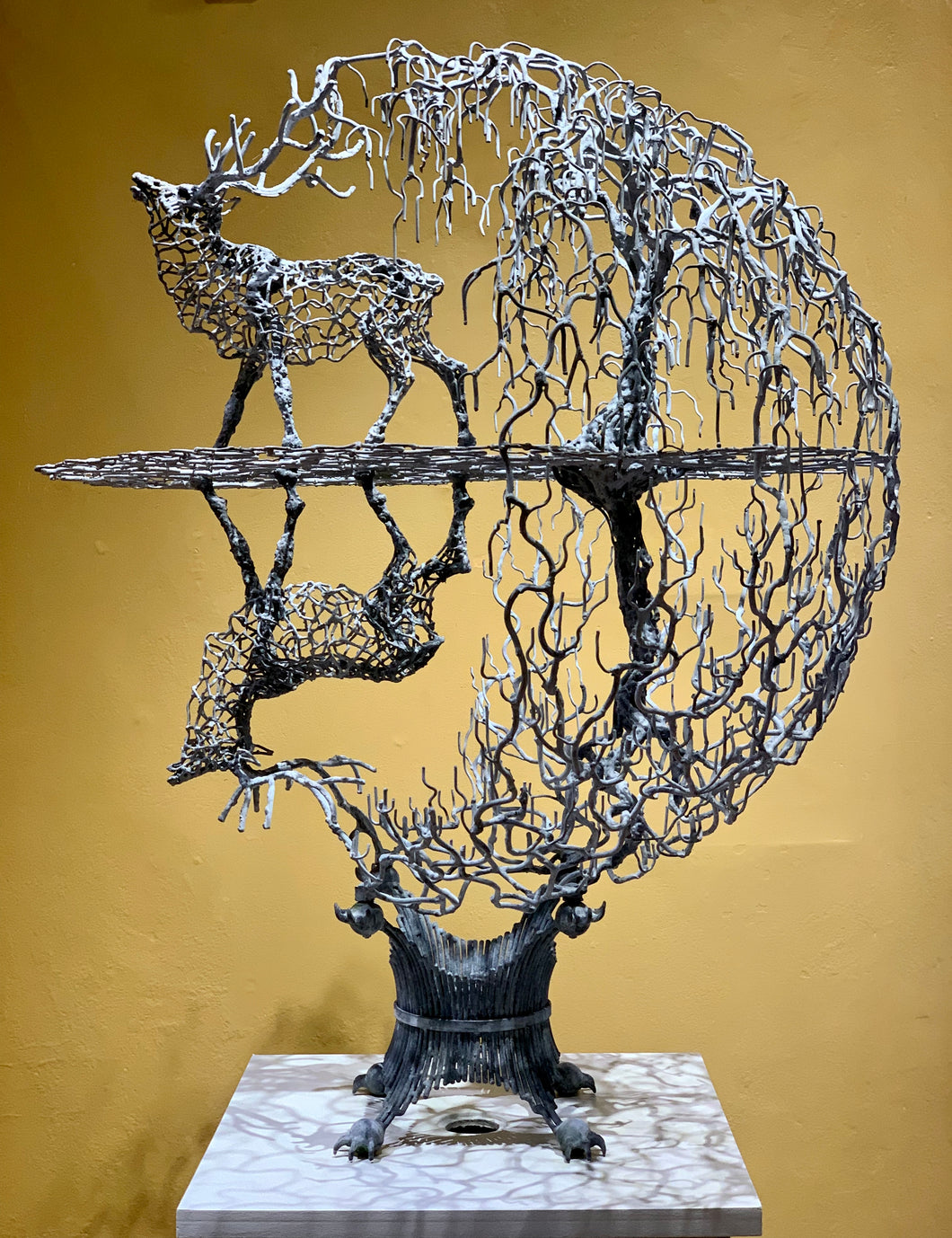 Sffêr Hydd / Stag Sphere