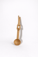 Load image into Gallery viewer, Llwyau Caru - Y Cwlwm / Love Spoon - The Knot
