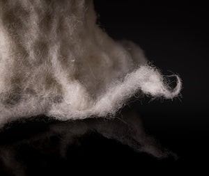 Cyffyrddiad - Cerflun / Touch - Sculpture