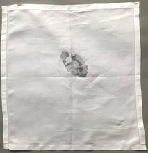 Load image into Gallery viewer, Merched yn Siarad mewn Distawrwydd/Women Speaking in Silence
