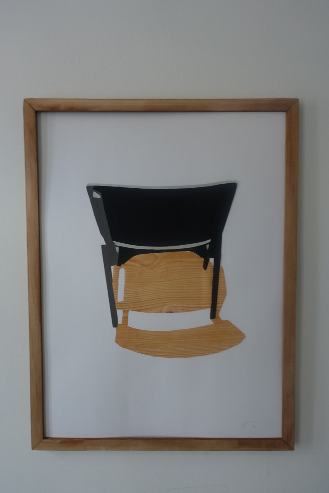 Nid cadair bren yw hon (mewn ffram) / This is not a wooden chair (framed)